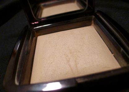 Hourglass Ambient Lighting Powder Dim Light Review